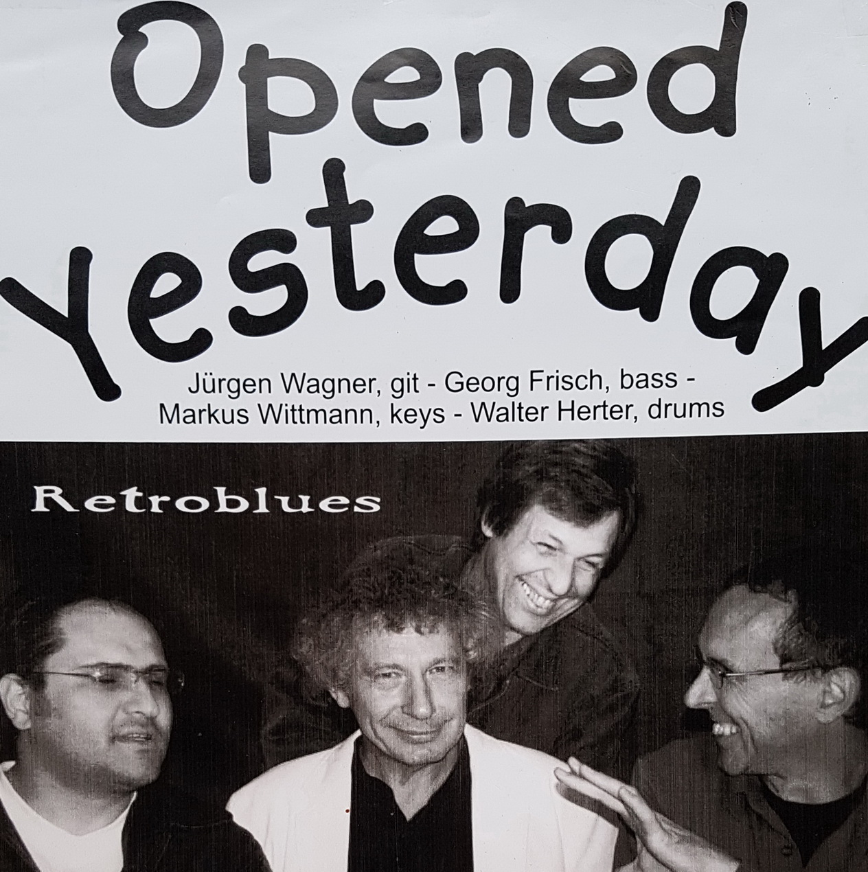 opened-yesterday Plakat — Oyes Plakat C1